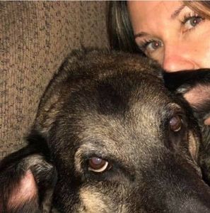 Meet your Posher, Cheri